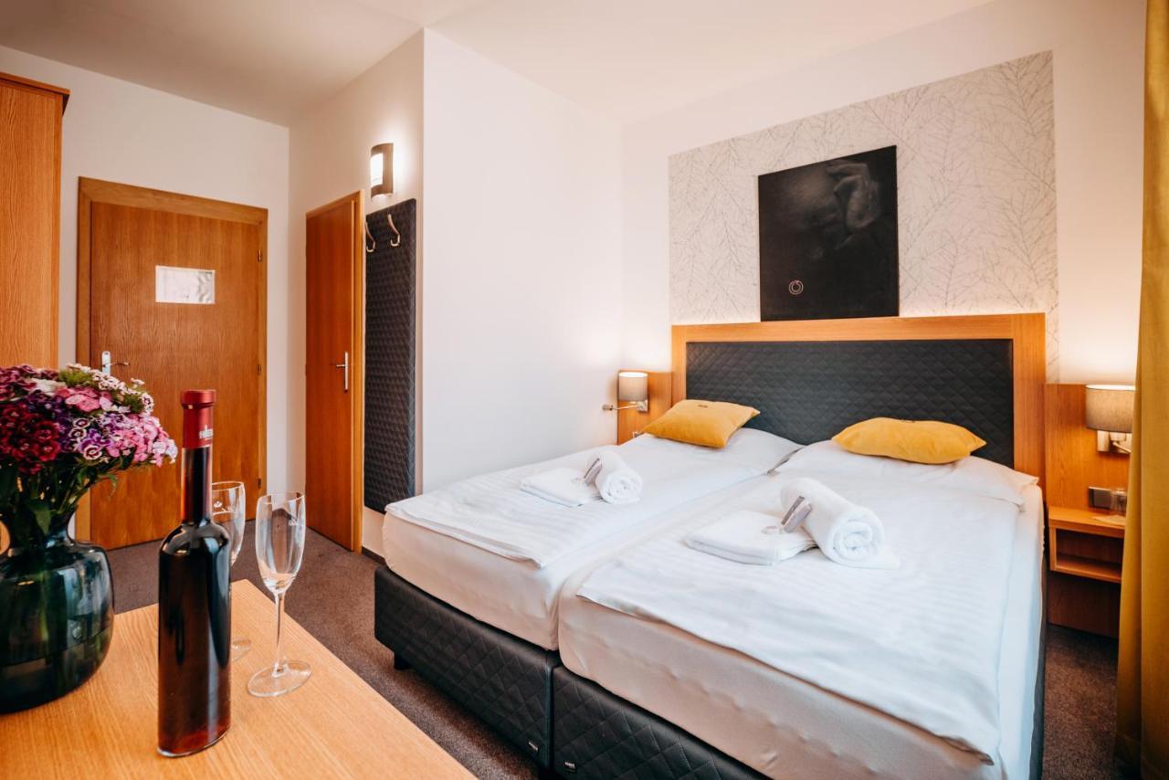 Klika 3* Ceske Budejovice